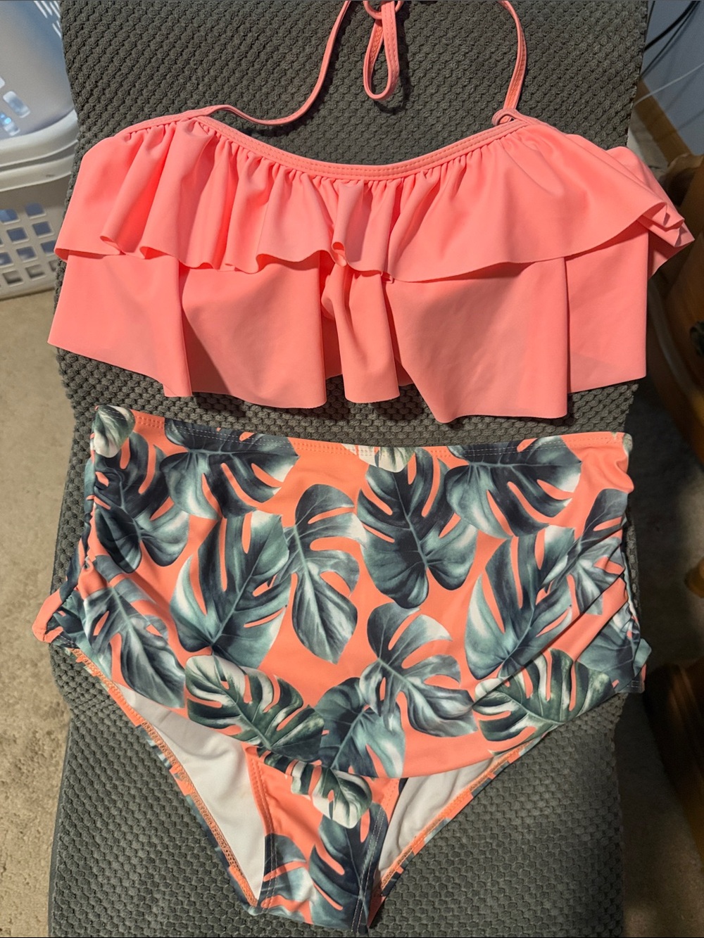 SHEIN Coral Ruffle Top High-Waist tankini loose material on tummy